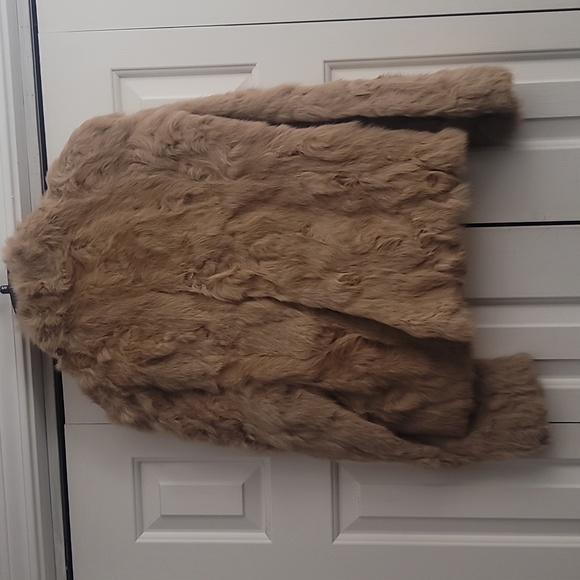 Rabbit fur coat - Picture 2 of 3
